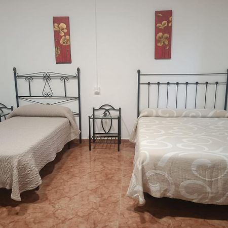 גרנדה Rooms Los Montes מראה חיצוני תמונה