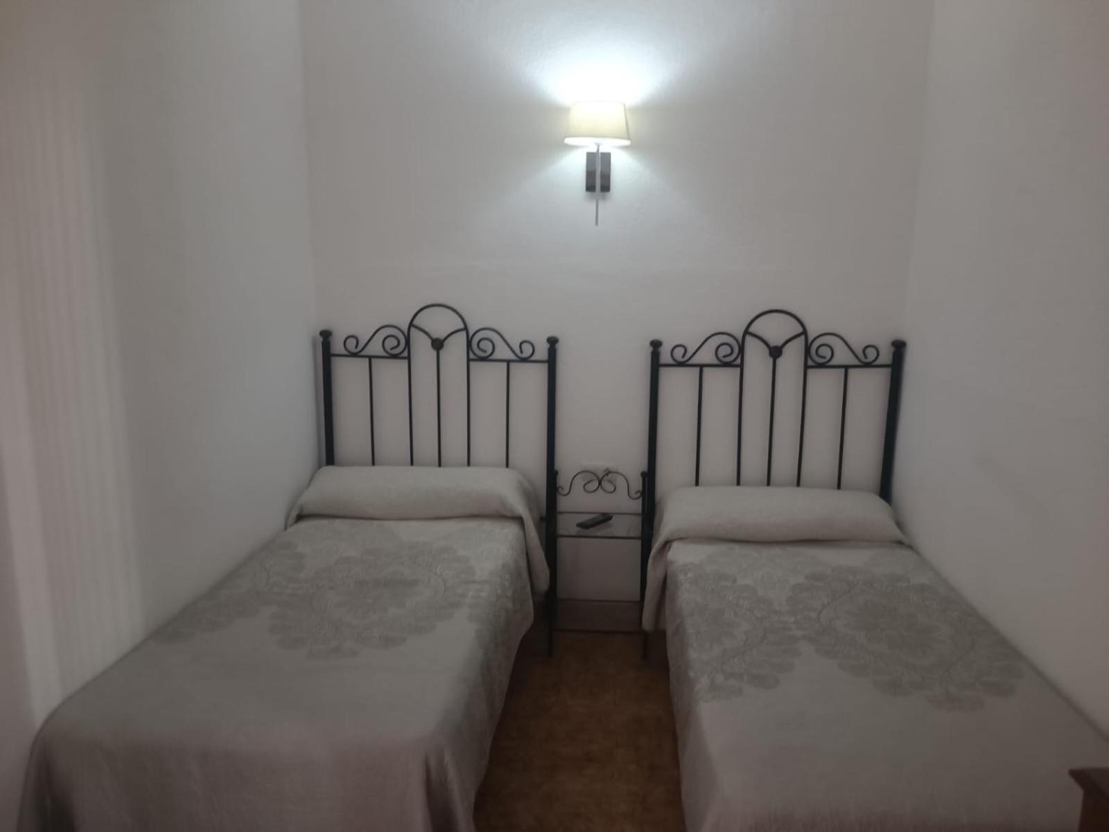 גרנדה Rooms Los Montes מראה חיצוני תמונה