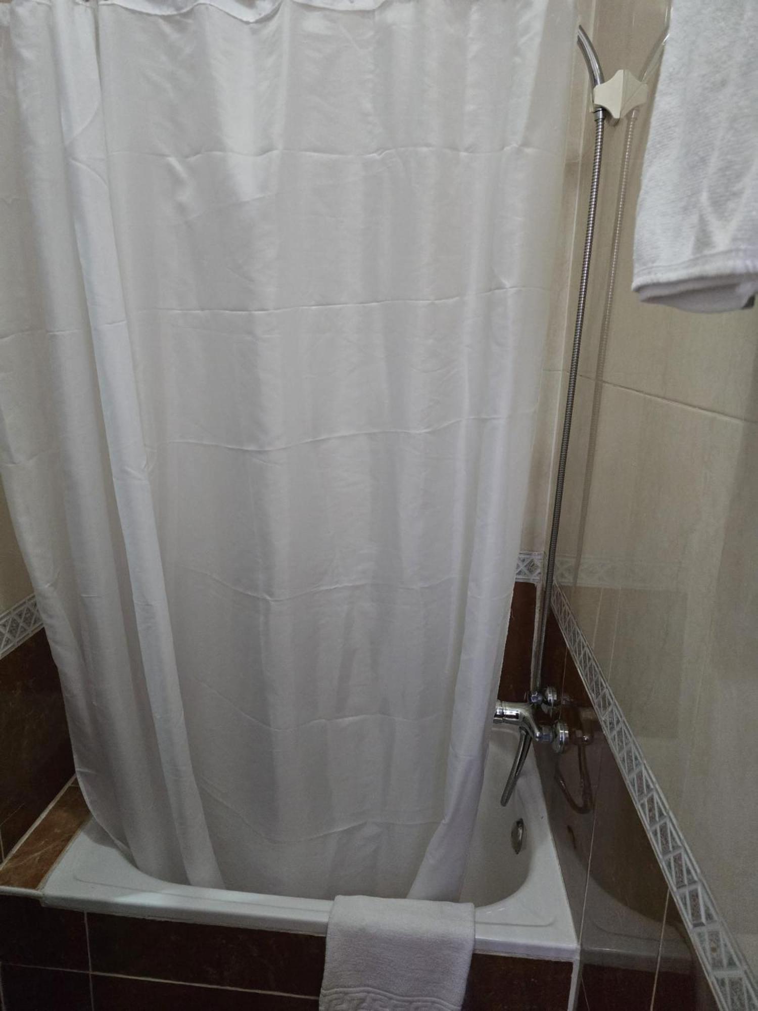 גרנדה Rooms Los Montes מראה חיצוני תמונה